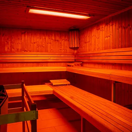 Acantus Apartment